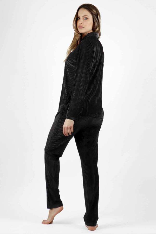 Ayyıldız 56153 Siyah Pijama Takımı. 3 Ayyıldız 56153 Siyah Pijama Takımı. 3