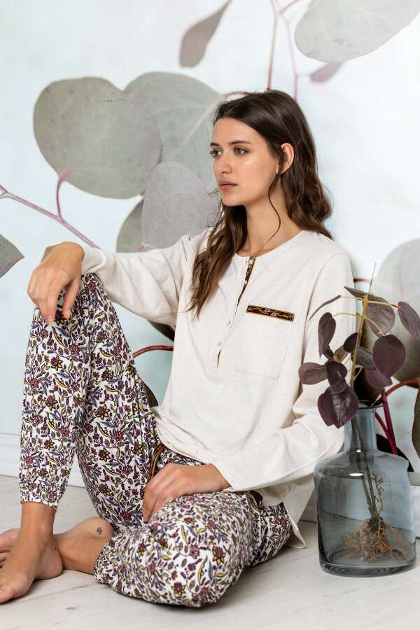 Ayyıldız 56154 Bej Pijama Takımı. 1 Ayyıldız 56154 Bej Pijama Takımı. 1