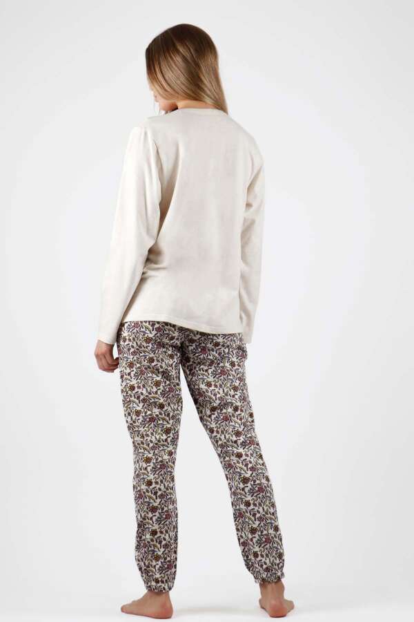 Ayyıldız 56154 Bej Pijama Takımı. 2 Ayyıldız 56154 Bej Pijama Takımı. 2